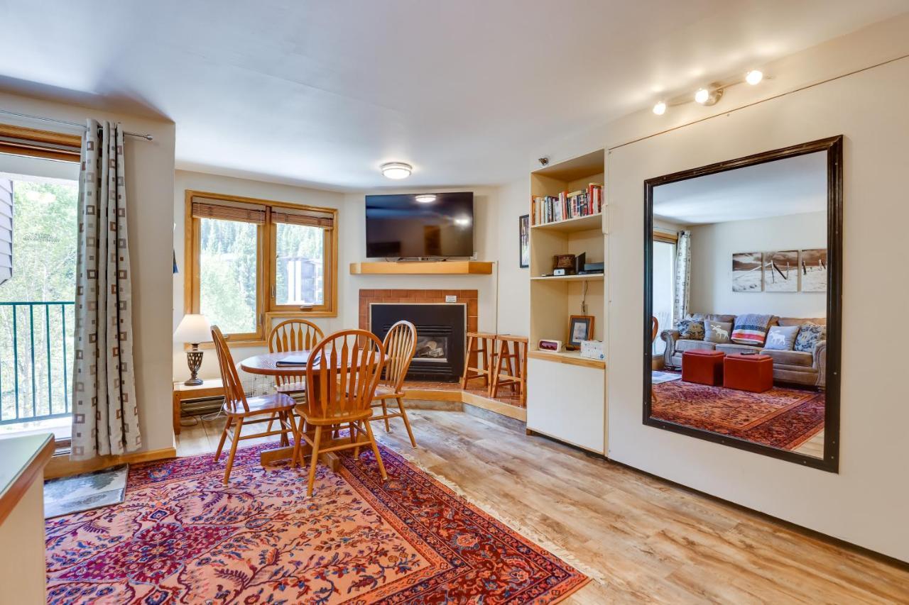 Ski-Inandski-Out Retreat With Iron Horse Pool Access! وينتر بارك المظهر الخارجي الصورة